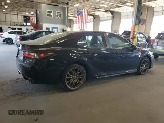 2023 Toyota Camry SE z VIN 4T1T11BK0PU104839, wystawiony jako Copart lot #57154545 z przebiegiem 30 982 mil mil oraz Szkoda całkowita • Salvage title. Historia ofert i sprzedaży dostępna na DreamBid. Obrazek 3.