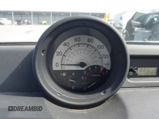 2005 Scion xB z VIN JTLKT334550203106, wystawiony jako IAAI lot #42281474 z przebiegiem 172 467 mil mil oraz . Historia ofert i sprzedaży dostępna na DreamBid. Obrazek 7.