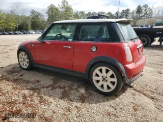 2004 MINI Cooper Hardtop S with VIN WMWRE334X4TD76430, listed as a Copart auction lot 49476985 with 165,626 mi miles and Clean Title. Bid and sale history available at carsss.com. Image 2.