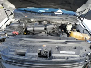 2017 Ford F-250 XL z VIN 1FTBF2A68HEB56355, wystawiony jako Copart lot #77892084 z przebiegiem 142 921 mil mil oraz Szkoda całkowita • Salvage title. Historia ofert i sprzedaży dostępna na DreamBid. Obrazek 11.