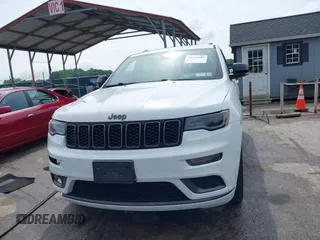 2020 Jeep Grand Cherokee Limited with VIN 1C4RJFBG2LC235312, listed as a IAAI auction lot 42446904 with 106,931 mi miles and . Bid and sale history available at DreamBid. Image 6.