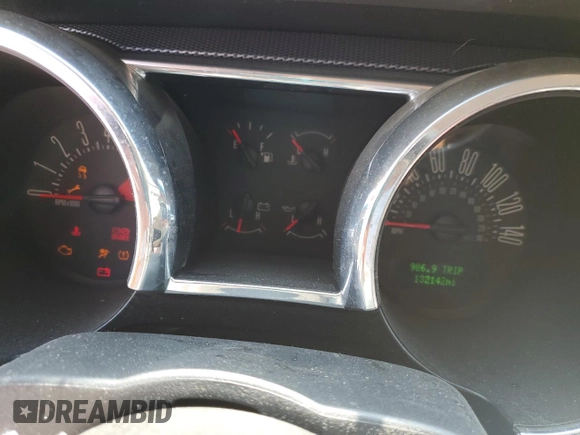 2008 Ford Mustang GT Deluxe with VIN 1ZVHT82H285150604, listed as a Copart auction lot 56236525 with 132,142 mi miles and Salvage title. Bid and sale history available at DreamBid. Image 9.