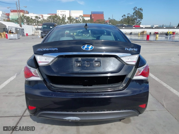 2013 Hyundai Sonata Hybrid Limited with VIN KMHEC4A44DA099701, listed as a IAAI auction lot 41964745 with 61,108 mi miles. Bid and sale history available at carsss.com. Image 15.