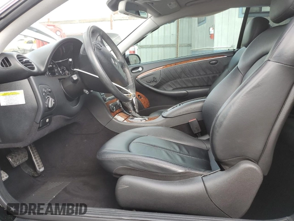 2008 Mercedes-Benz CLK 350 with VIN WDBTJ56H48F241149, listed as a Copart auction lot 43001345 with 39,222 mi miles and Salvage title. Bid and sale history available at DreamBid. Image 7.