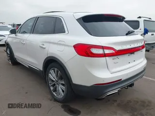 2016 Lincoln MKX Reserve with VIN 2LMTJ8LP2GBL84440, listed as a IAAI auction lot 41900199 with 109,724 mi miles. Bid and sale history available at carsss.com. Image 3.