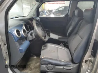 2006 Honda Element EX-P with VIN 5J6YH18796L003922, listed as a Copart auction lot 88521285 with 308,483 mi miles and Clean Title. Bid and sale history available at DreamBid. Image 7.