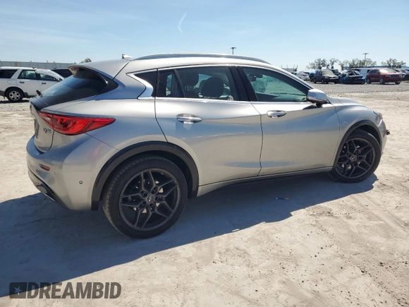 2019 Infiniti QX30 Essential with VIN SJKCH5CP1KA010638, listed as a Copart auction lot 47231025 with 62,393 mi miles and Salvage title. Bid and sale history available at DreamBid. Image 3.