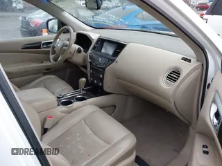 2013 Nissan Pathfinder SL with VIN 5N1AR2MM9DC612880, listed as a IAAI auction lot 41938550 with 146,542 mi miles. Bid and sale history available at carsss.com. Image 5.
