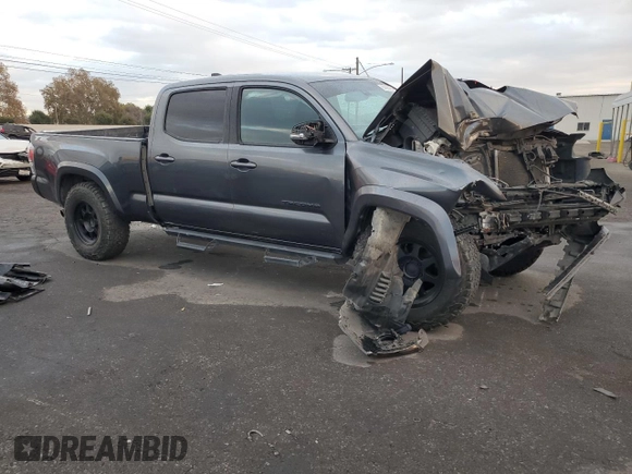 2021 Toyota Tacoma 4WD SR5 with VIN 3TMDZ5BN2MM108586, listed as a Copart auction lot 84925984 with 112,793 mi miles and Salvage Title. Bid and sale history available at carsss.com. Image 4.
