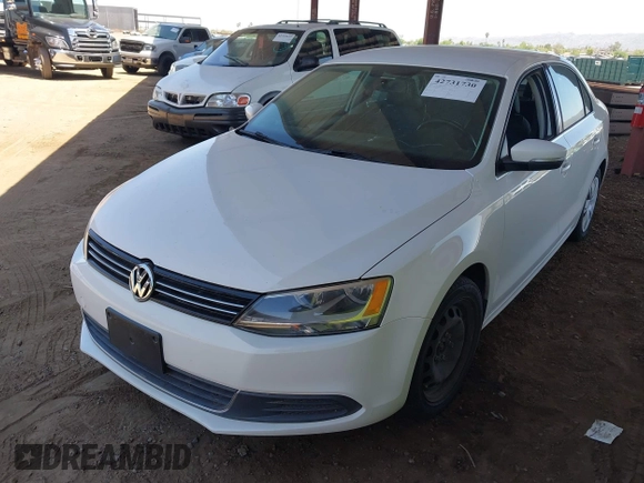 2013 Volkswagen Jetta SE with VIN 3VWDX7AJ0DM370393, listed as a IAAI auction lot 42731730 with 99,249 mi miles and . Bid and sale history available at DreamBid. Image 6.