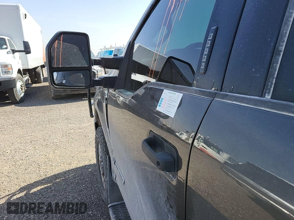 2019 Ford F-250 XL z VIN 1FT7W2BT1KEC50451, wystawiony jako IAAI lot #42504544 z przebiegiem 175 505 mil mil oraz . Historia ofert i sprzedaży dostępna na DreamBid. Obrazek 10.