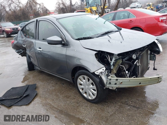 2016 Nissan Versa SV with VIN 3N1CN7AP4GL870594, listed as a IAAI auction lot 41107968 with 94,698 mi miles. Bid and sale history available at carsss.com. Image 1.