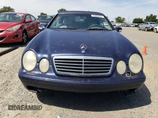 2000 Mercedes-Benz CLK 320/430 z VIN WDBLK70G9YT053107, wystawiony jako Copart lot #54883225 z przebiegiem 374 260 mil mil oraz Szkoda całkowita • Salvage title. Historia ofert i sprzedaży dostępna na DreamBid. Obrazek 5.