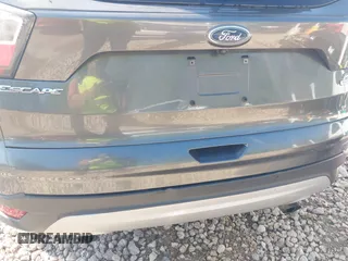 2017 Ford Escape SE with VIN 1FMCU0GD7HUA38402, listed as a IAAI auction lot 41964197 with 205,577 mi miles. Bid and sale history available at carsss.com. Image 6.