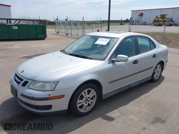 2005 Saab 9-3 z VIN YS3FB49S051017049, wystawiony jako IAAI lot #42105703 z przebiegiem 215 905 mil mil oraz . Historia ofert i sprzedaży dostępna na DreamBid. Obrazek 2.