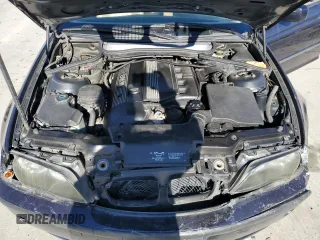 2005 BMW 3 Series 330xi with VIN WBAEW53475PN37055, listed as a Copart auction lot 80079454 with 178,136 mi miles and Salvage Title. Bid and sale history available at DreamBid. Image 12.