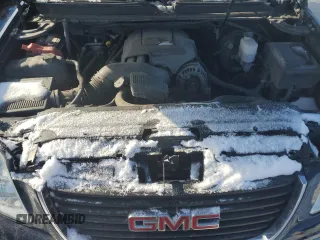 2008 GMC Yukon SLT w/4SB with VIN 1GKFK13028J142298, listed as a Copart auction lot 45141715 with 132,907 mi miles and Clean Title. Bid and sale history available at carsss.com. Image 12.