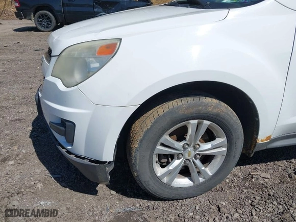 2012 Chevrolet Equinox LS with VIN 2GNFLCEK9C6101442, listed as a IAAI auction lot 42071000 with 135,764 mi miles. Bid and sale history available at carsss.com. Image 14.