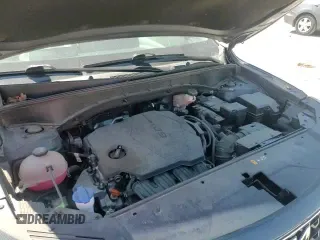 2022 Kia Sorento LX z VIN 5XYRG4LC1NG117619, wystawiony jako Copart lot #81020055 z przebiegiem 42 024 mil mil oraz Szkoda całkowita • Salvage title. Historia ofert i sprzedaży dostępna na DreamBid. Obrazek 16.