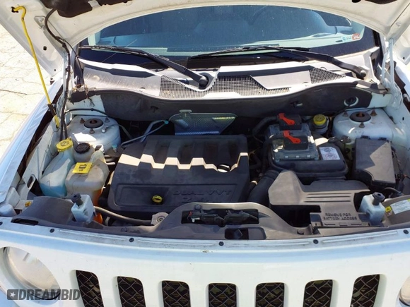 2011 Jeep Patriot Sport with VIN 1J4NF1GB4BD100707, listed as a IAAI auction lot 41876776 with 98,743 mi miles. Bid and sale history available at carsss.com. Image 10.