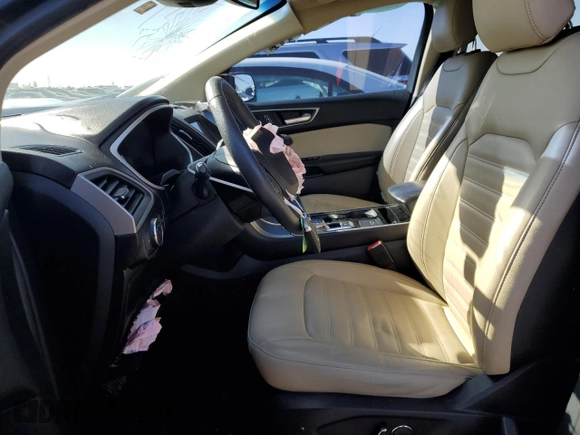 2019 Ford Edge SEL z VIN 2FMPK3J92KBC26755, wystawiony jako Copart lot #44792485 z przebiegiem 127 328 mil mil oraz Szkoda całkowita • Salvage title. Historia ofert i sprzedaży dostępna na DreamBid. Obrazek 7.