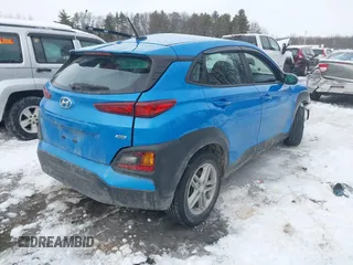 2021 Hyundai Kona SE with VIN KM8K1CAA3MU638297, listed as a IAAI auction lot 41596526 with 63,549 mi miles. Bid and sale history available at carsss.com. Image 4.