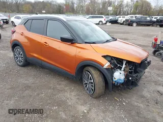 2021 Nissan Kicks SV with VIN 3N1CP5CV6ML487360, listed as a IAAI auction lot 42037750 with 88,491 mi miles. Bid and sale history available at carsss.com. Image 1.