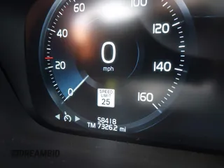 2021 Volvo XC60 Momentum with VIN YV4102DK4M1818887, listed as a IAAI auction lot 42246132 with 58,418 mi miles and . Bid and sale history available at DreamBid. Image 16.