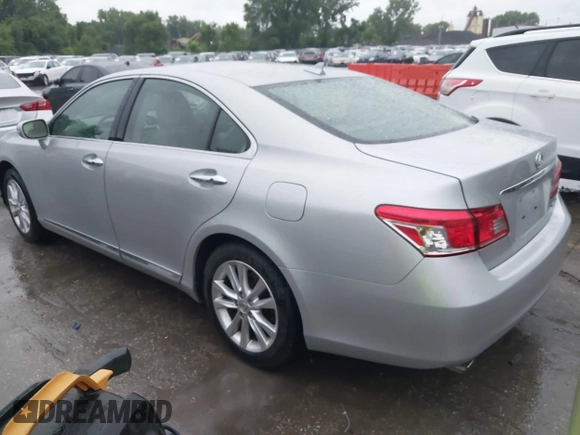 2011 Lexus ES 330 with VIN JTHBK1EG4B2450478, listed as a IAAI auction lot 42407041 with 208,695 mi miles and . Bid and sale history available at DreamBid. Image 3.