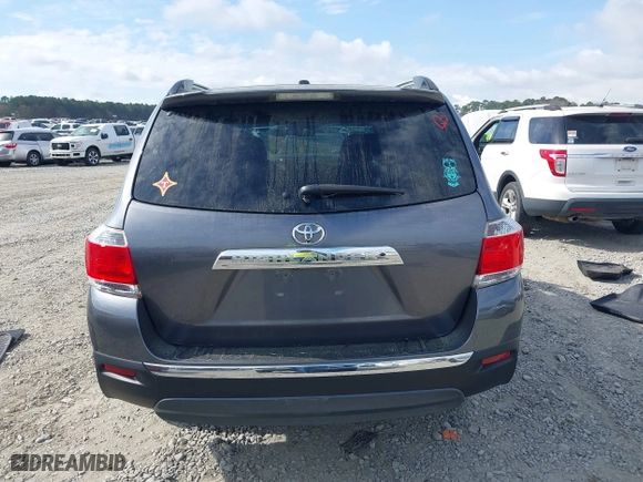 2013 Toyota Highlander Limited with VIN 5TDYK3EH3DS134775, listed as a IAAI auction lot 41785006 with 91,891 mi miles. Bid and sale history available at carsss.com. Image 16.
