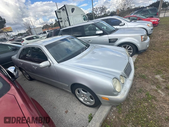 2002 Mercedes-Benz E-Class with VIN WDBJF70JX2B491915, listed as a Copart auction lot 86581554 with 206,224 mi miles and Clean Title. Bid and sale history available at carsss.com. Image 1.