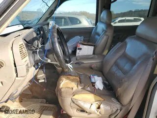 1998 Chevrolet Tahoe with VIN 1GNEK13R6WJ301110, listed as a Copart auction lot 82250854 with 260,109 mi miles and Clean Title. Bid and sale history available at carsss.com. Image 7.