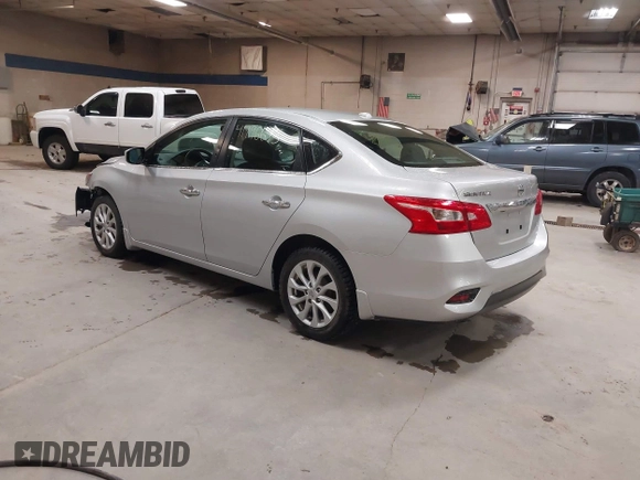 2019 Nissan Sentra S z VIN 3N1AB7AP7KY440764, wystawiony jako IAAI lot #41996693 z przebiegiem 34 594 mil mil oraz . Historia ofert i sprzedaży dostępna na DreamBid. Obrazek 3.