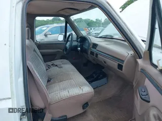 1992 Ford F-150 with VIN 2FTDF15N7NCA98373, listed as a IAAI auction lot 42365590 with Not provided miles and . Bid and sale history available at DreamBid. Image 5.