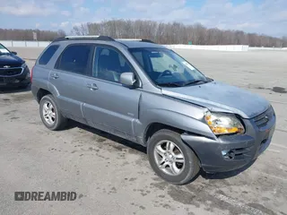 2005 Kia Sportage LX with VIN KNDJE723757102304, listed as a IAAI auction lot 41689073 with 125,276 mi miles and . Bid and sale history available at carsss.com. Image 1.