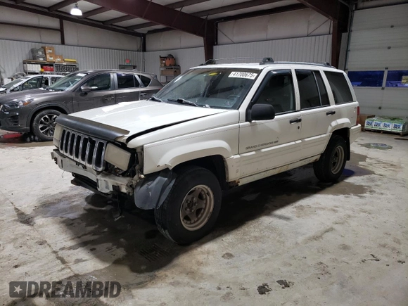 1998 Jeep Grand Cherokee Laredo with VIN 1J4GZ48SXWC183782, listed as a Copart auction lot 41700675 with 226,544 mi miles and Salvage Title. Bid and sale history available at carsss.com. Image 1.