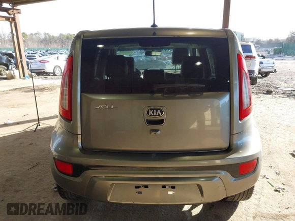 2013 Kia Soul ! with VIN KNDJT2A69D7558243, listed as a IAAI auction lot 41730873 with 192,503 mi miles. Bid and sale history available at carsss.com. Image 16.