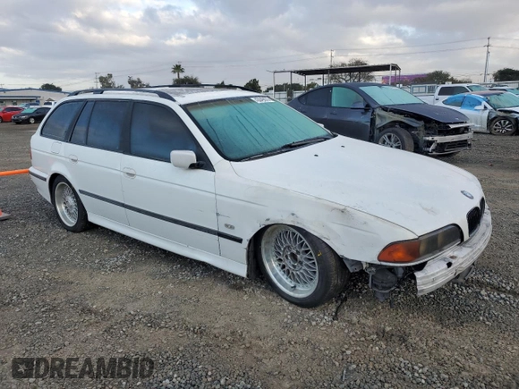 1999 BMW 5 Series 528iAt with VIN WBADP6338XBV60124, listed as a Copart auction lot 43049075 with 240,322 mi miles and Salvage Title. Bid and sale history available at carsss.com. Image 4.