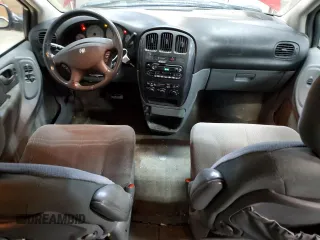 2005 Dodge Caravan SXT with VIN 2D4GP44L45R462115, listed as a Copart auction lot 52204425 with 240,531 mi miles and Clean Title. Bid and sale history available at carsss.com. Image 8.