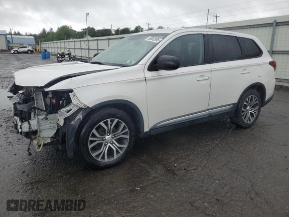 2018 Mitsubishi Outlander ES z VIN JA4AD2A36JZ063303, wystawiony jako Copart lot #58082995 z przebiegiem 132 479 mil mil oraz Czysty tytuł • Clean title. Historia ofert i sprzedaży dostępna na DreamBid. Obrazek 1.