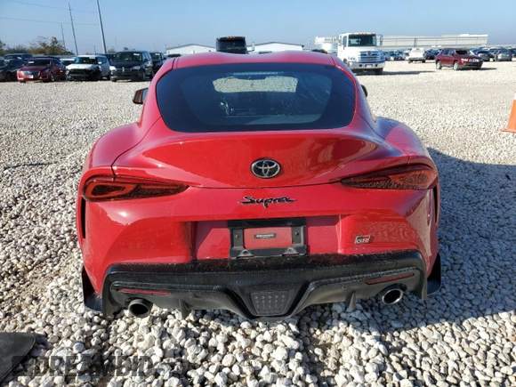 2021 Toyota Supra 2.0 z VIN WZ1DB2C0XMW043722, wystawiony jako Copart lot #82909334 z przebiegiem Nie podano mil oraz Szkoda całkowita • Salvage title. Historia ofert i sprzedaży dostępna na DreamBid. Obrazek 6.