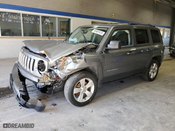 2014 Jeep Patriot Latitude with VIN 1C4NJRFB1ED617164, listed as a Copart auction lot 45481015 with 140,034 mi miles and Salvage Title. Bid and sale history available at carsss.com. Image 1.