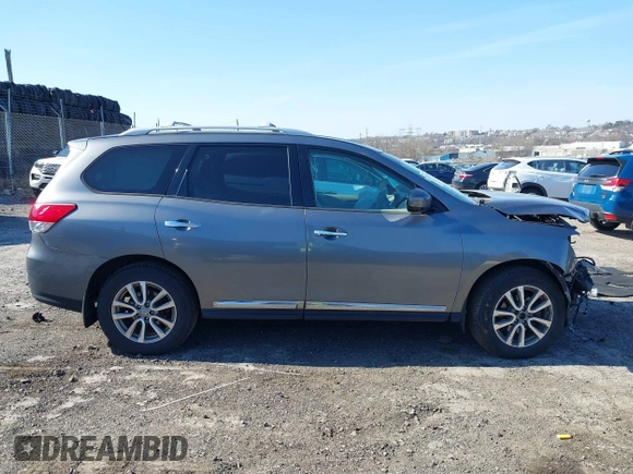 2015 Nissan Pathfinder S with VIN 5N1AR2MM6FC685997, listed as a IAAI auction lot 41772969 with 136,551 mi miles and . Bid and sale history available at DreamBid. Image 13.