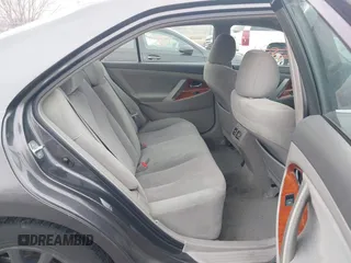 2011 Toyota Camry LE z VIN 4T4BF3EK7BR165320, wystawiony jako IAAI lot #41299126 z przebiegiem 271 182 mil mil oraz . Historia ofert i sprzedaży dostępna na DreamBid. Obrazek 8.