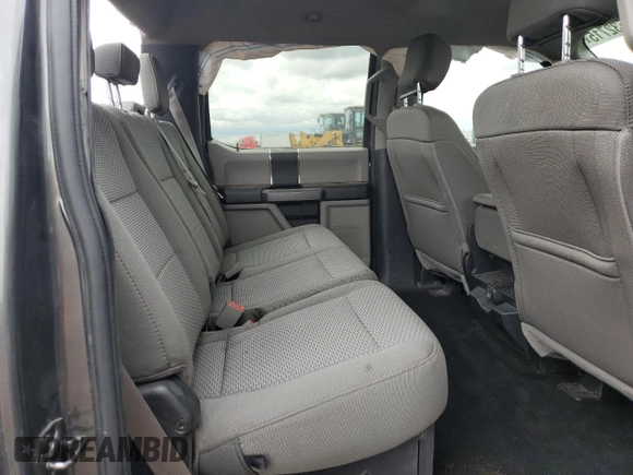 2019 Ford F-350 XL with VIN 1FT8W3BT3KEE53769, listed as a Copart auction lot 58532715 with 109,214 mi miles and Salvage title. Bid and sale history available at DreamBid. Image 10.