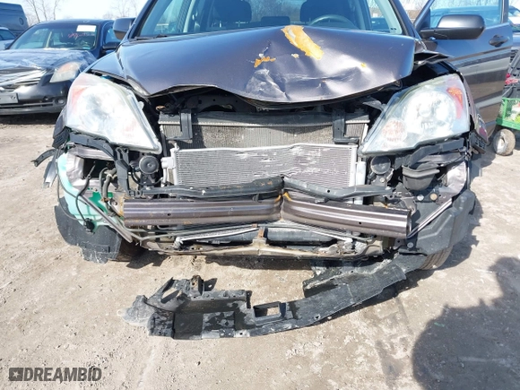 2011 Honda CR-V SE with VIN 5J6RE3H43BL004508, listed as a IAAI auction lot 41952270 with 212,502 mi miles. Bid and sale history available at carsss.com. Image 6.