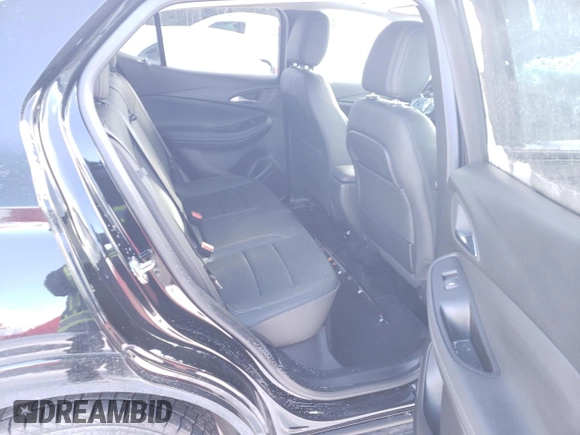 2023 Buick Encore GX Essence z VIN KL4MMGSL1PB102759, wystawiony jako Copart lot #89162915 z przebiegiem 15 799 mil mil oraz Szkoda całkowita • Salvage title. Historia ofert i sprzedaży dostępna na DreamBid. Obrazek 11.