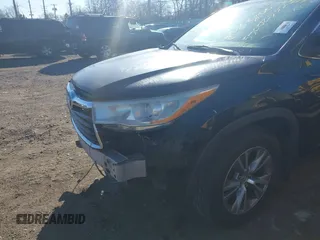 2014 Toyota Highlander LE z VIN 5TDBKRFH4ES034791, wystawiony jako IAAI lot #41770914 z przebiegiem Nie podano mil oraz . Historia ofert i sprzedaży dostępna na DreamBid. Obrazek 6.