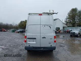 2016 Nissan NV Cargo SV z VIN 1N6BF0LY4GN807205, wystawiony jako IAAI lot #41321682 z przebiegiem 151 759 mil mil oraz . Historia ofert i sprzedaży dostępna na DreamBid. Obrazek 16.