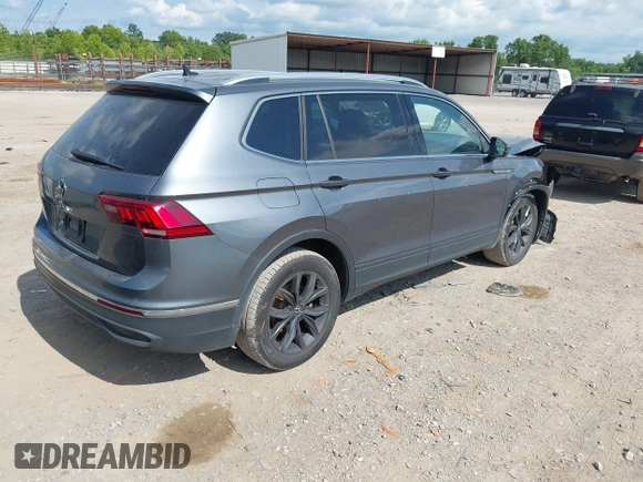 2022 Volkswagen Tiguan SE с VIN 3VV3B7AX1NM166528, выставлен на аукционе IAAI как лот 42723213 с пробегом 85 173 миль миль и . История ставок и продаж доступна на DreamBid. Изображение 4.